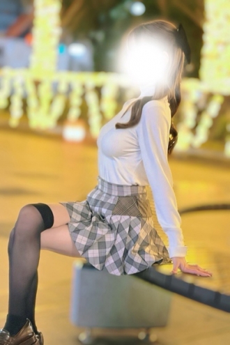 GRAND AROMA東京〜グランドアロマトウキョウのセラピスト「高市しずく」