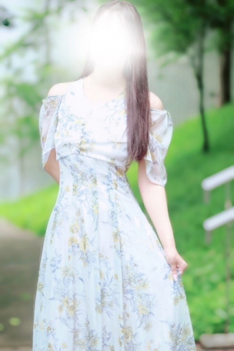 GRAND AROMA東京〜グランドアロマトウキョウのセラピスト「宍戸うみ」