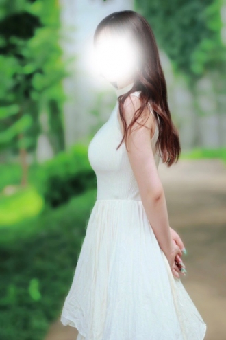 GRAND AROMA東京〜グランドアロマトウキョウのセラピスト「神田にの」