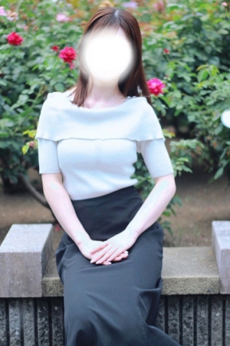 GRAND AROMA東京〜グランドアロマトウキョウのセラピスト「清水るか」