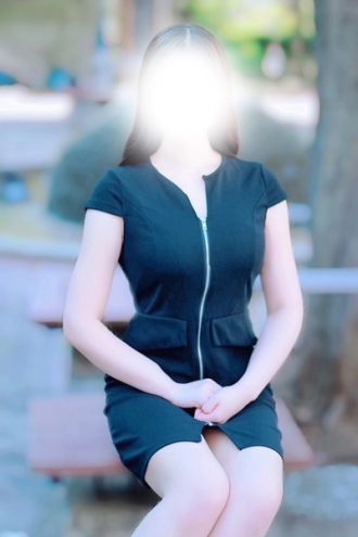 GRAND AROMA東京〜グランドアロマトウキョウのセラピスト「天津くれは」