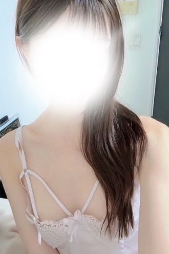 GRAND AROMA東京〜グランドアロマトウキョウのセラピスト「赤澤れい」