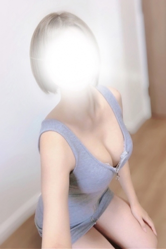 GRAND AROMA東京〜グランドアロマトウキョウのセラピスト「青葉まい」