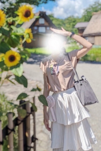 GRAND AROMA東京〜グランドアロマトウキョウのセラピスト「西園寺うらら」