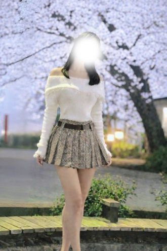 GRAND AROMA東京〜グランドアロマトウキョウのセラピスト「砂浜かれん」